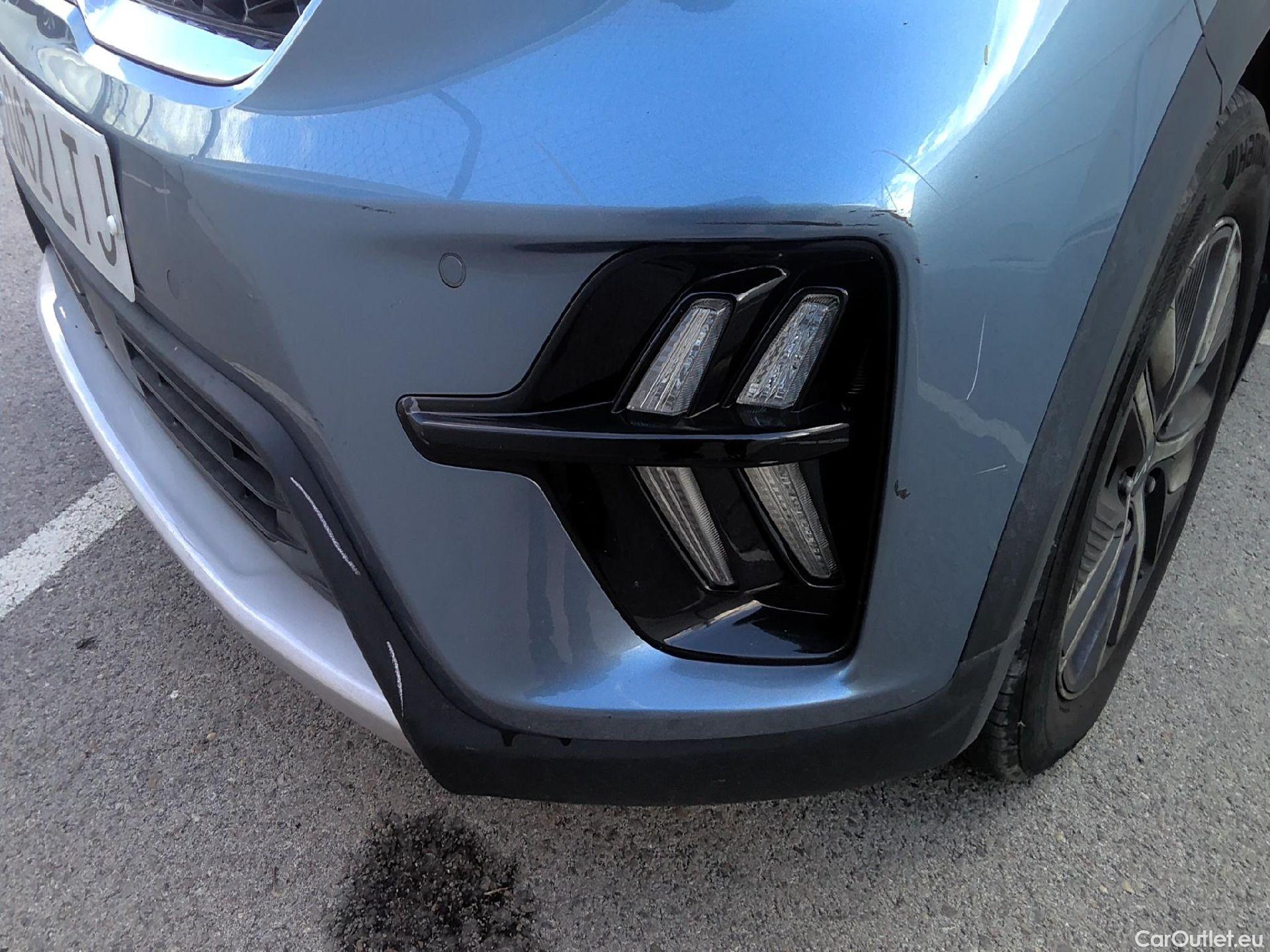  KIA  Niro KIA  / 2019 / 5P / crossover 1.6 GDi PHEV 104kW (141CV) Drive #5