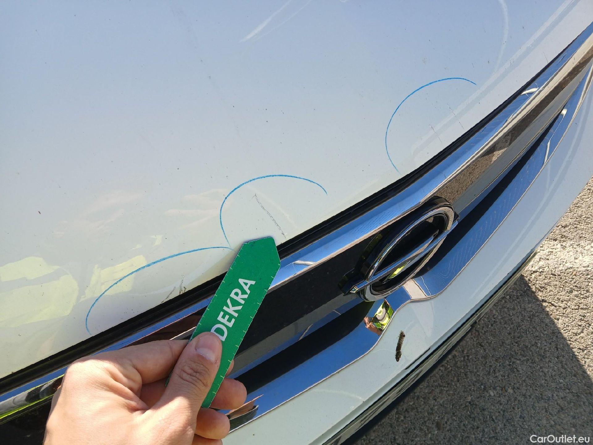  Opel   Grandland X OPEL Grandland / 2021 / 5P / todoterreno 1.5 CDTi Business Edition Auto #13