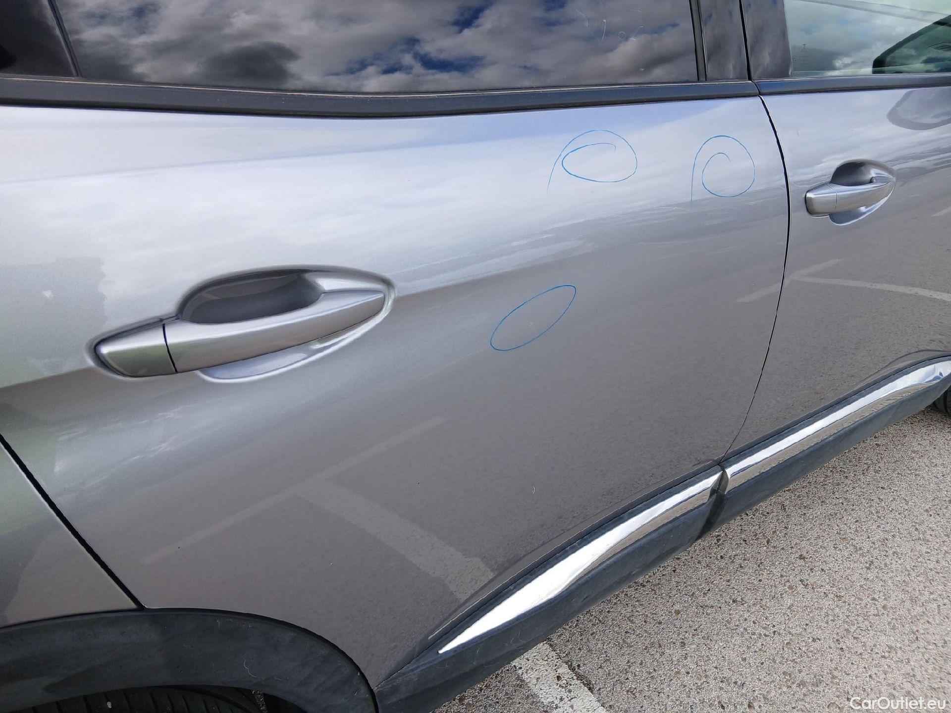  Peugeot  3008 PEUGEOT  / 2020 / 5P / todoterreno 1.5 BlueHDi 96kW (130CV) S&S Allure EAT8 #26