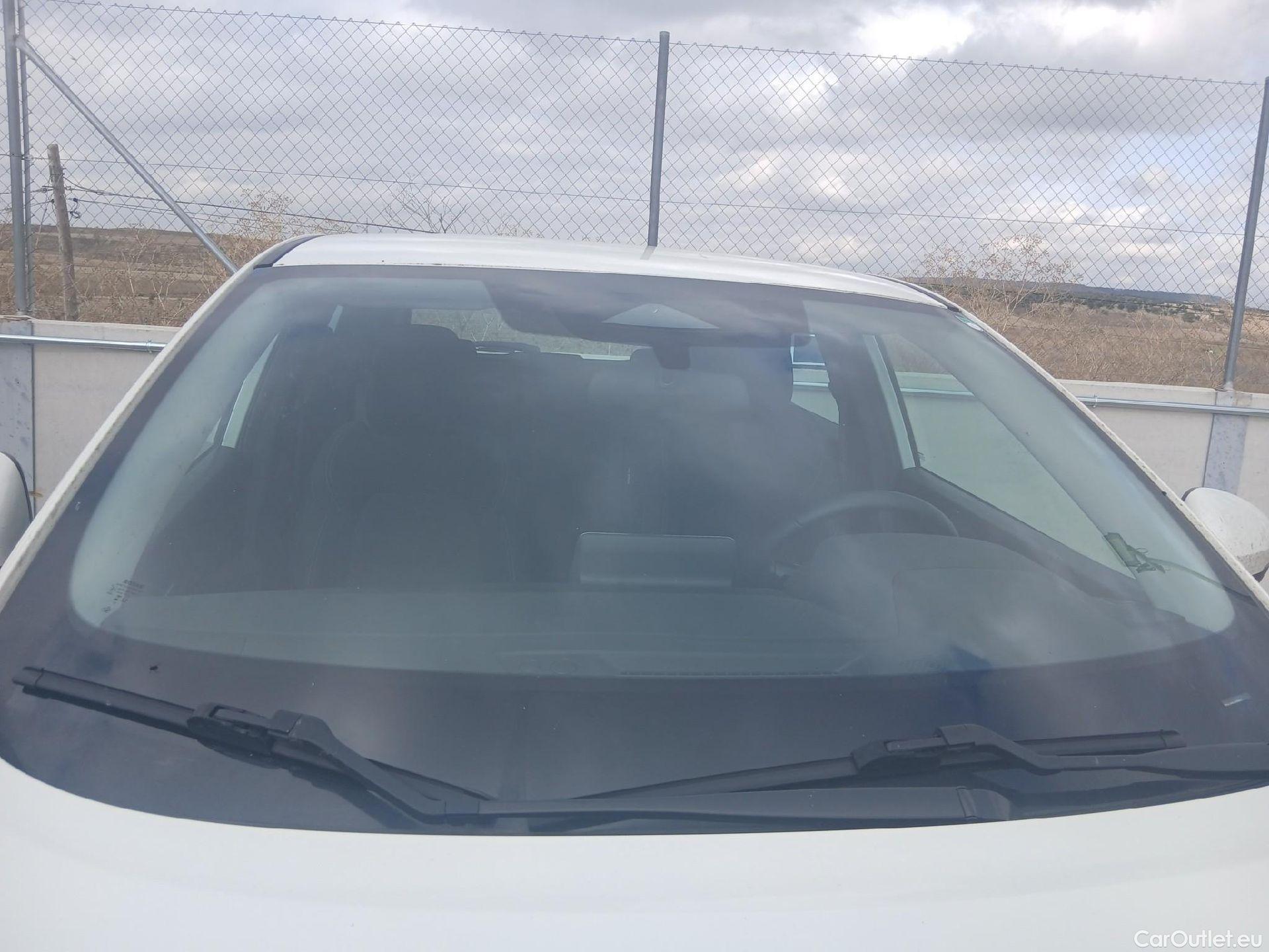  Nissan  Qashqai NISSAN  / 2021 / 5P / todoterreno DIG-T 116kW (158CV) mHEV Xtronic Acenta (AC3) #9