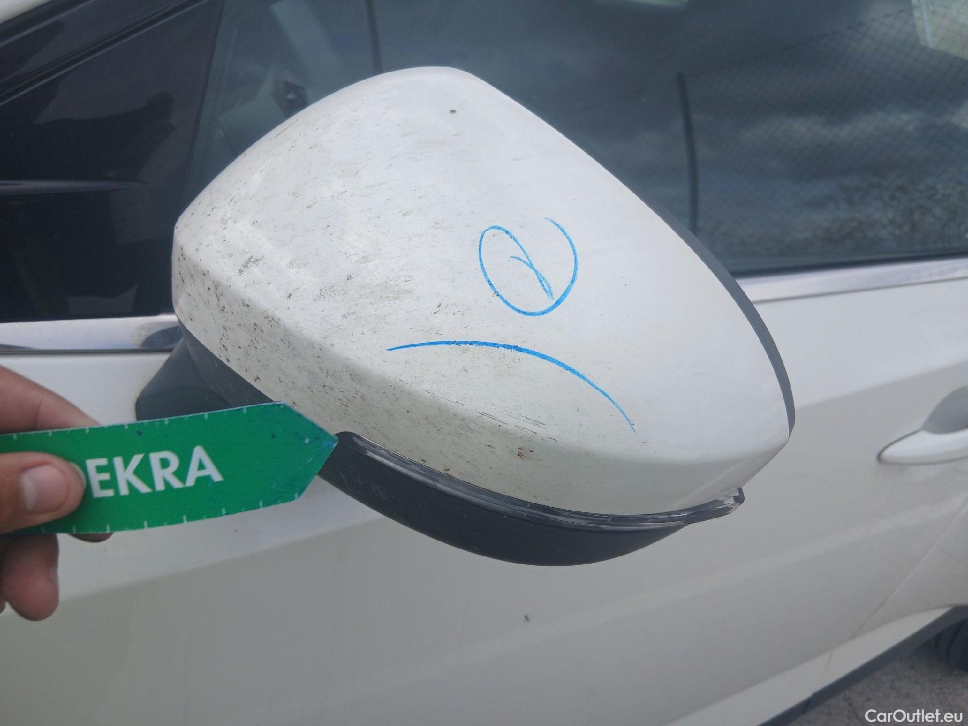  Nissan  Qashqai NISSAN  / 2021 / 5P / todoterreno DIG-T 116kW (158CV) mHEV Xtronic Acenta (AC3) #10