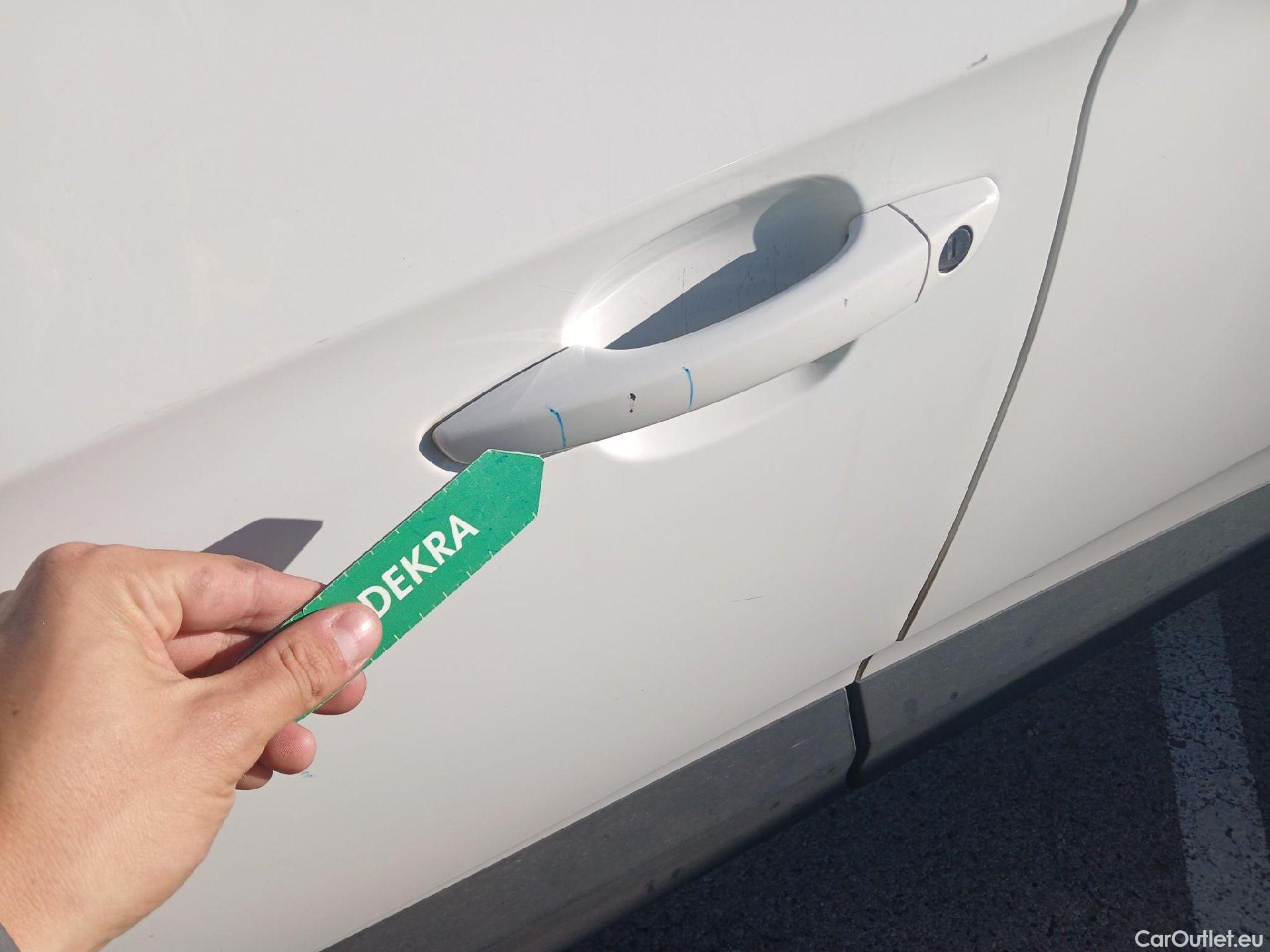  Opel   Grandland X OPEL Grandland / 2021 / 5P / todoterreno 1.5 CDTi Business Edition Auto #20