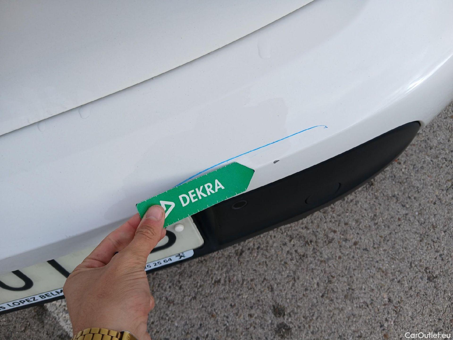  Peugeot  208 PEUGEOT  / 2019 / 5P / berlina con portón BlueHDi 73kW (100CV) Active Pack (AC) #14