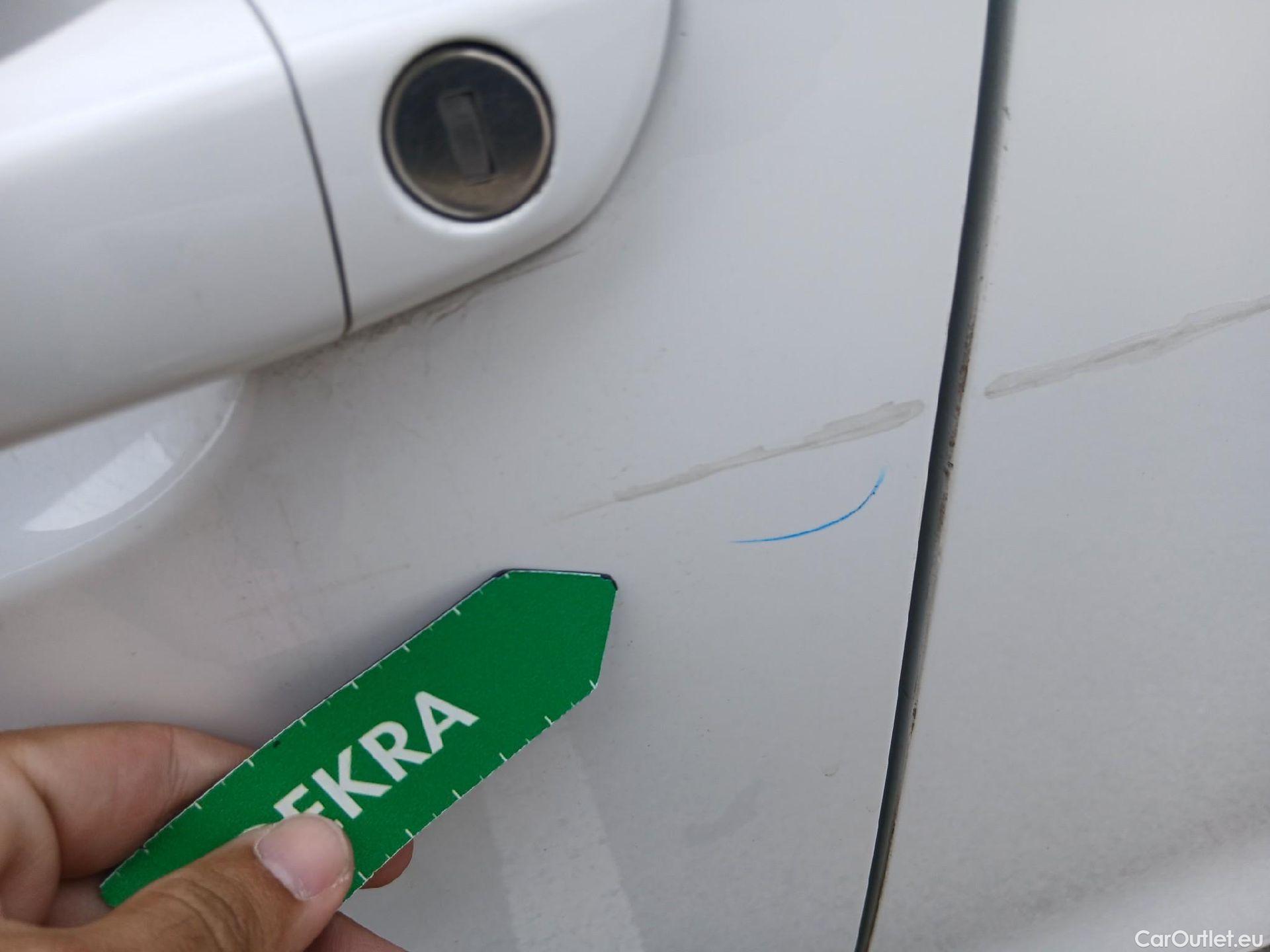  Opel  Corsa OPEL  / 2019 / 5P / berlina con portón 1.2T XHL 74kW (100CV) Edition #14