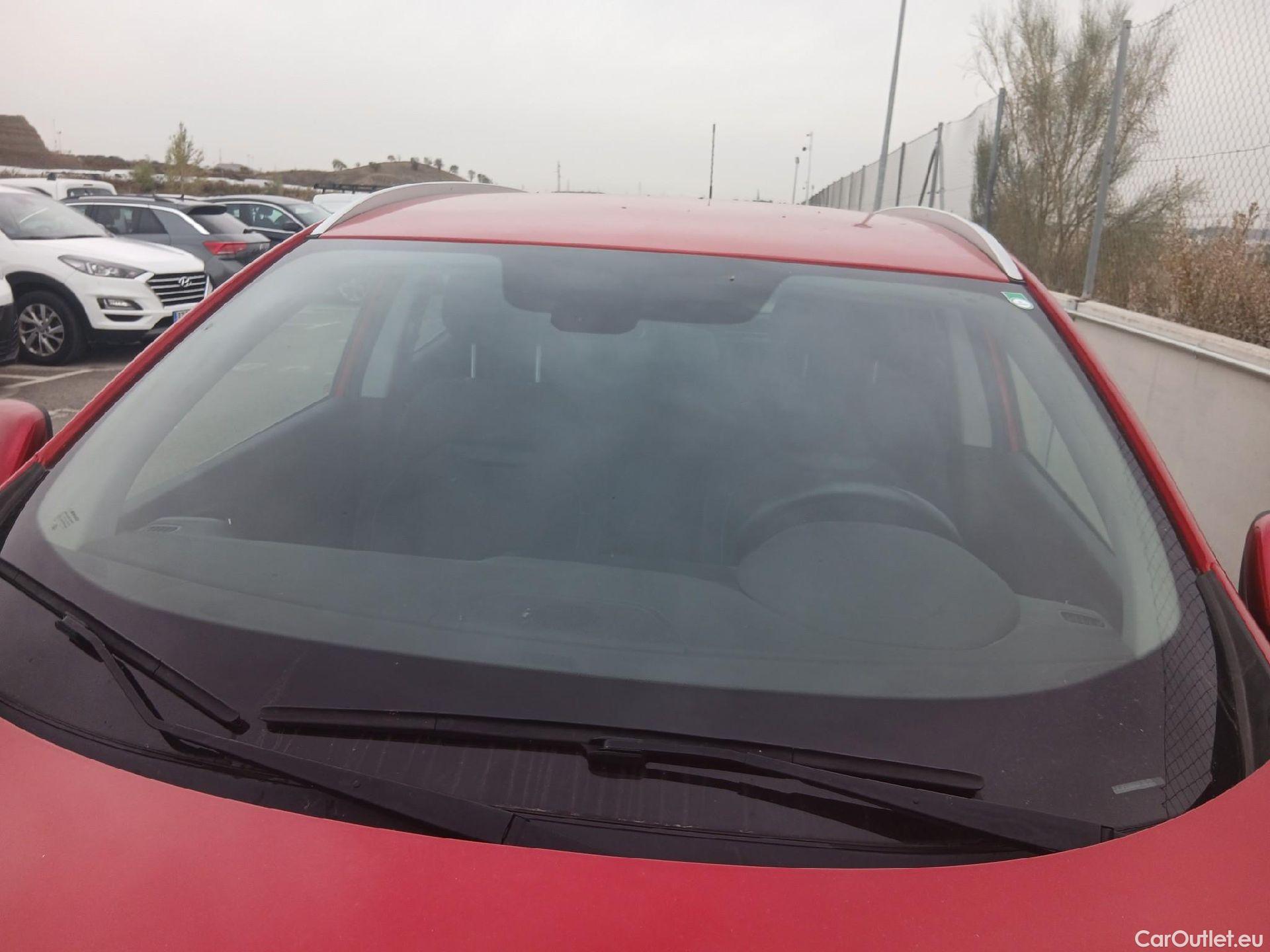  Renault  Kadjar RENAULT  / 2019 / 5P / crossover Intens Blue dCi 85kW (115CV) #12