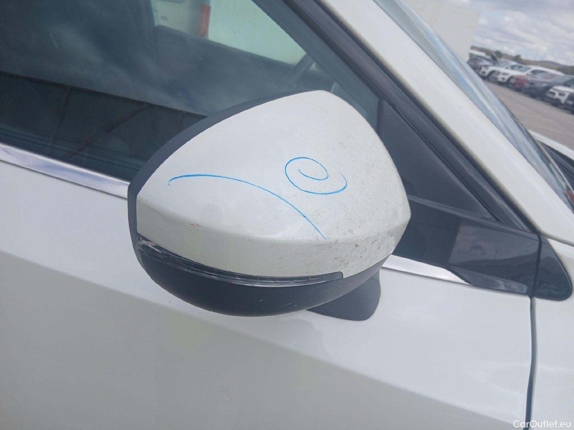  Nissan  Qashqai NISSAN  / 2021 / 5P / todoterreno DIG-T 116kW (158CV) mHEV Xtronic Acenta (AC3) #21