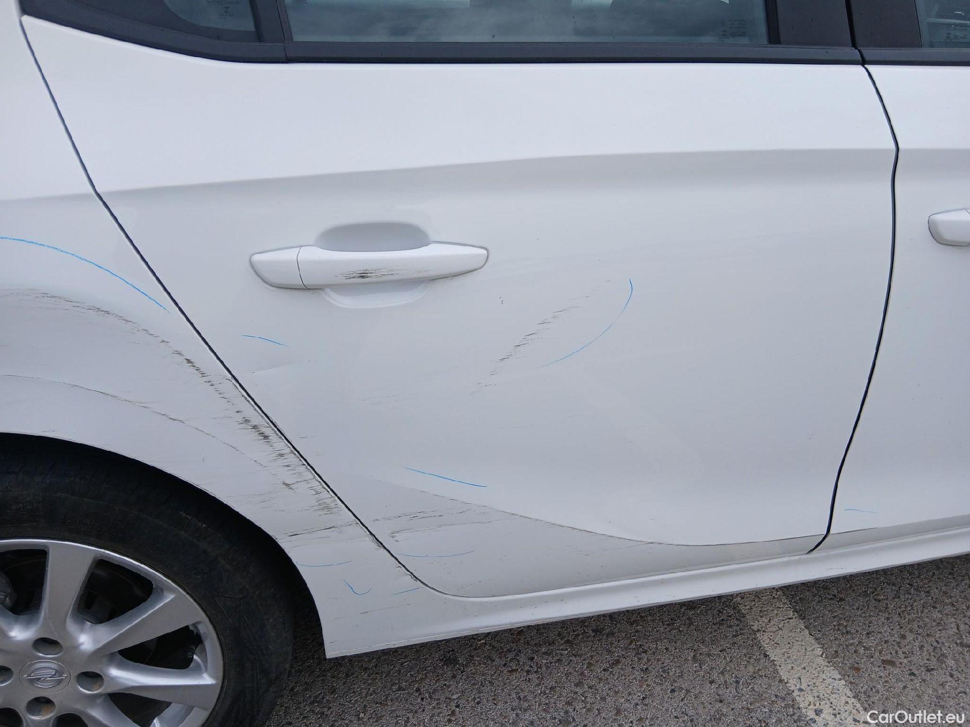  Opel  Corsa OPEL  / 2019 / 5P / berlina con portón 1.2T XHL 74kW (100CV) Edition #40