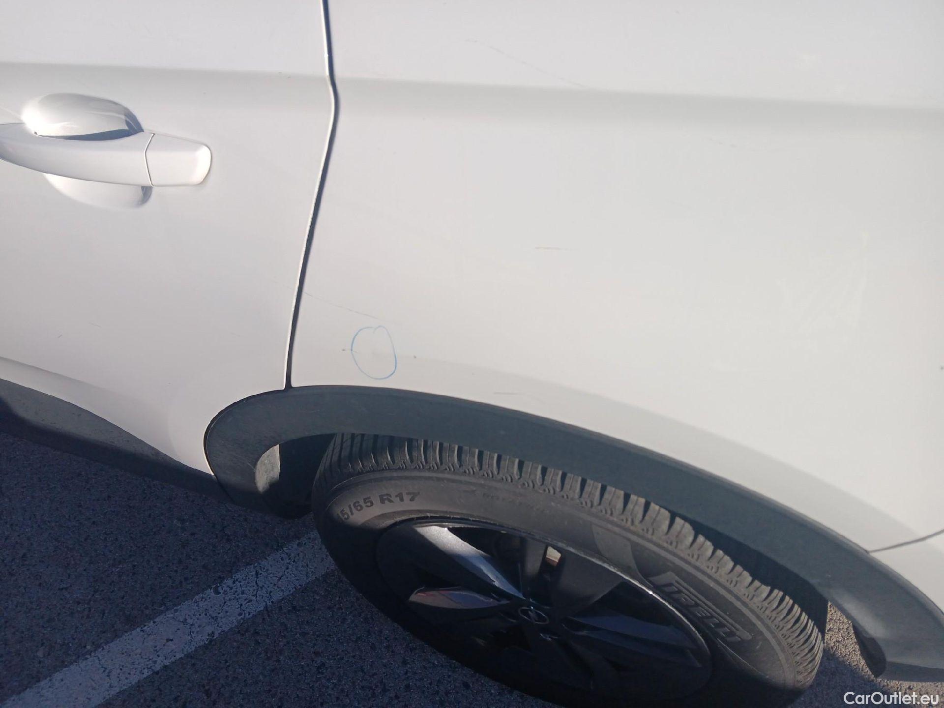  Opel   Grandland X OPEL Grandland / 2021 / 5P / todoterreno 1.5 CDTi Business Edition Auto #24