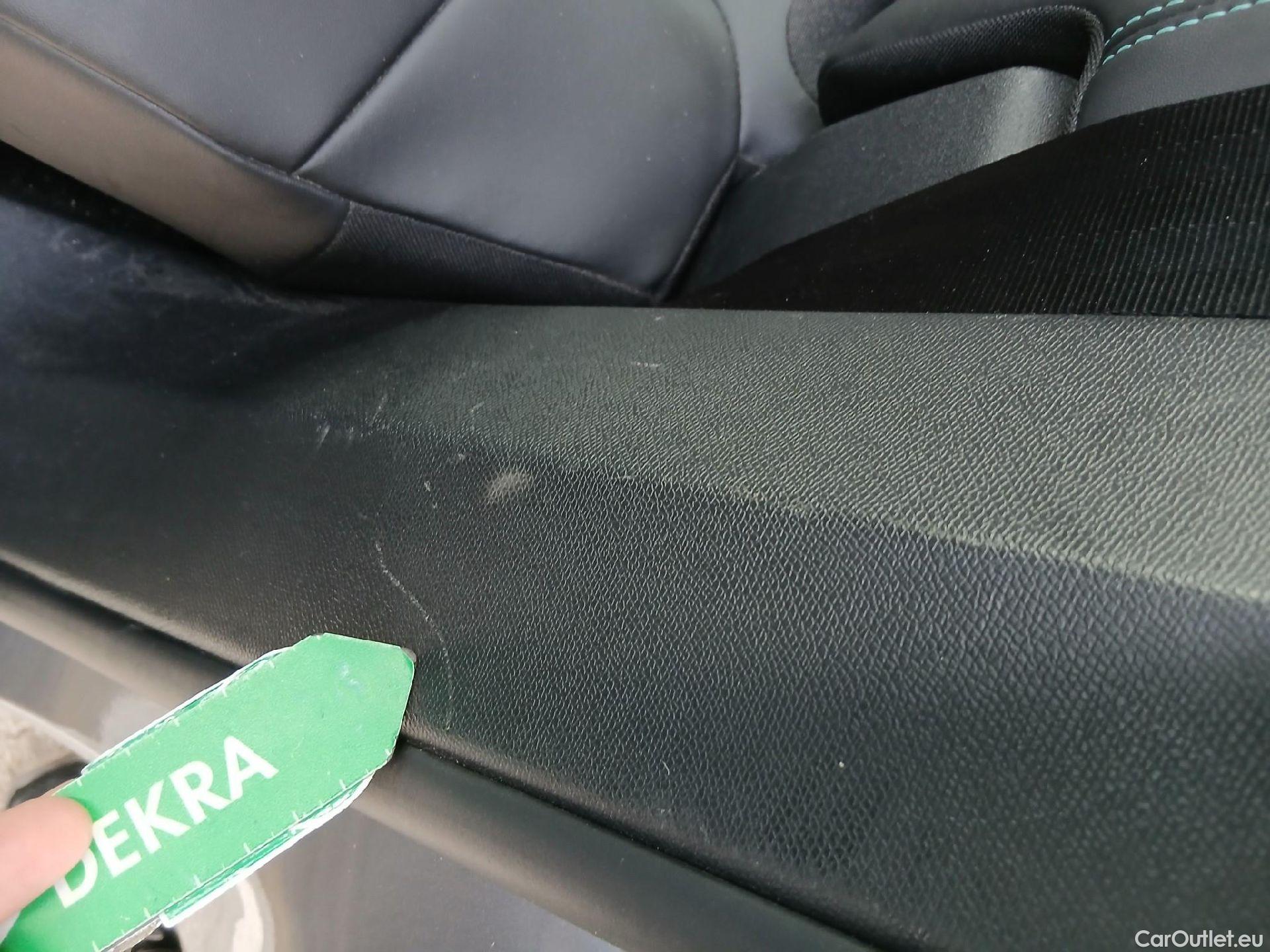  Peugeot  3008 PEUGEOT  / 2020 / 5P / todoterreno 1.5 BlueHDi 96kW (130CV) S&S Allure EAT8 #2