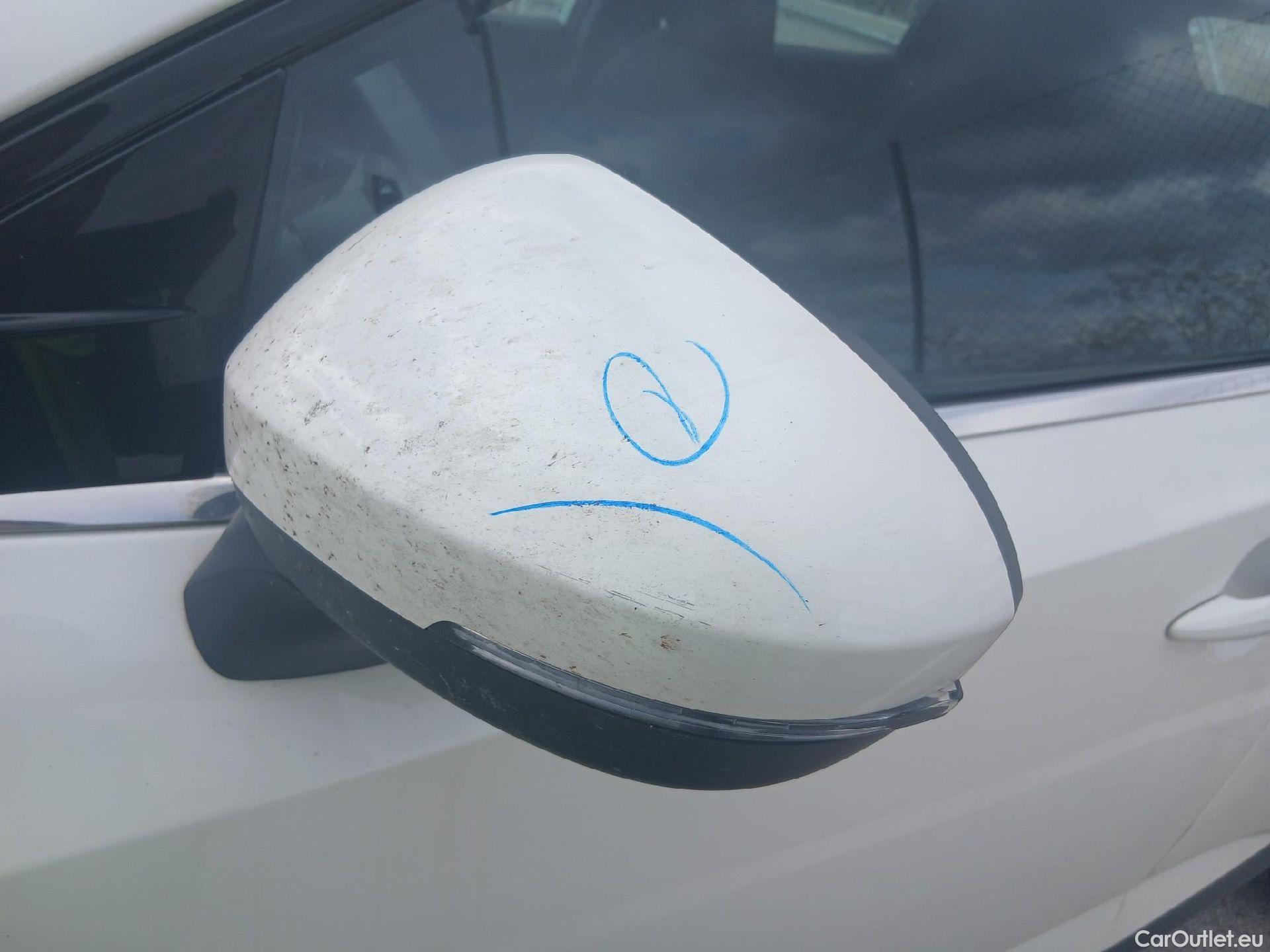  Nissan  Qashqai NISSAN  / 2021 / 5P / todoterreno DIG-T 116kW (158CV) mHEV Xtronic Acenta (AC3) #11