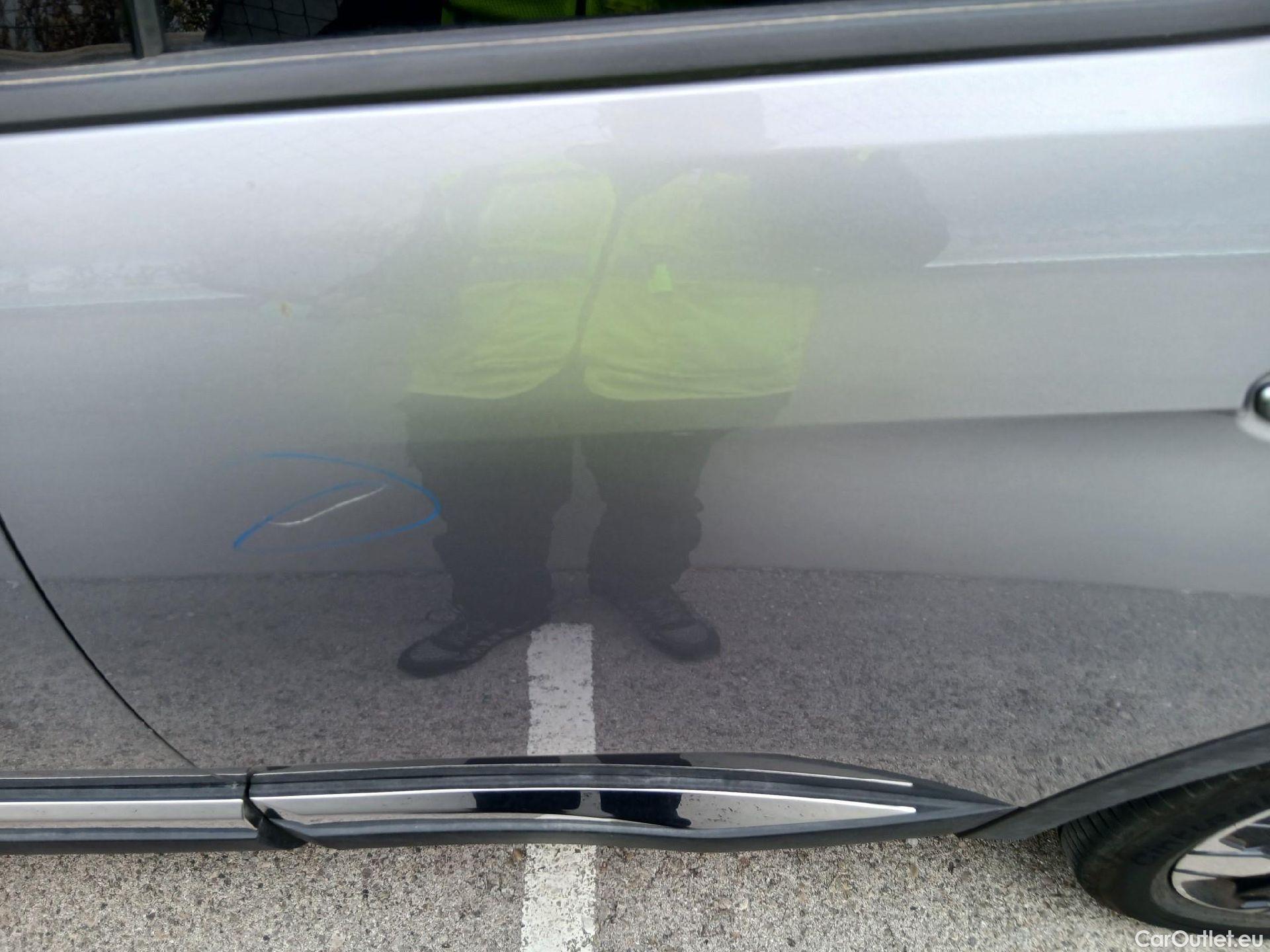  Peugeot  3008 PEUGEOT  / 2020 / 5P / todoterreno 1.5 BlueHDi 96kW (130CV) S&S Allure EAT8 #18