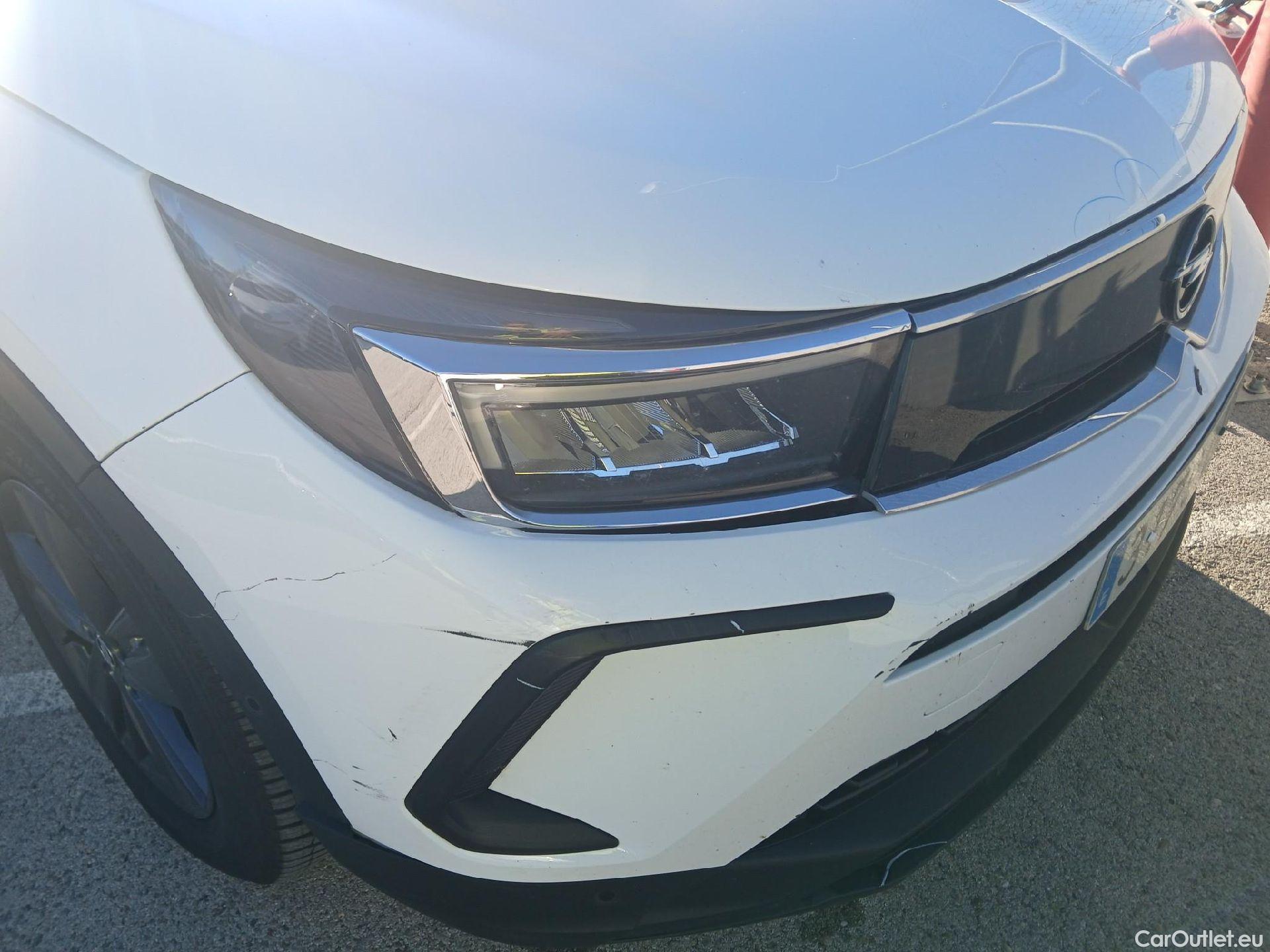  Opel   Grandland X OPEL Grandland / 2021 / 5P / todoterreno 1.5 CDTi Business Edition Auto #11