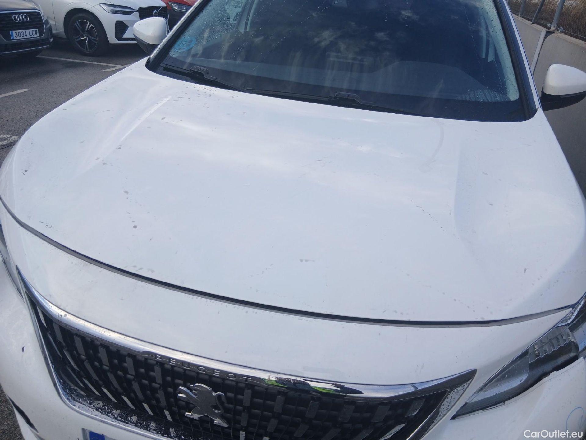  Peugeot  3008 PEUGEOT  / 2016 / 5P / todoterreno 1.2 PURETECH 96KW (130CV) ACTIVE S&S #14