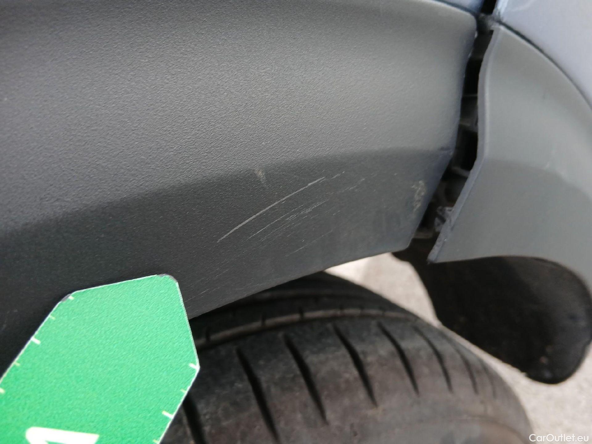  KIA  Niro KIA  / 2019 / 5P / crossover 1.6 GDi PHEV 104kW (141CV) Drive #15