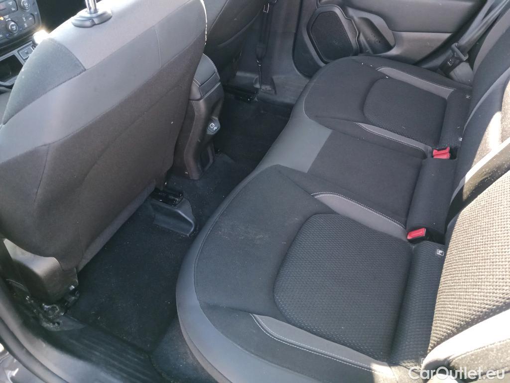  Jeep  Patriot JEEP Renegade / 2014 / 5P / todoterreno Limited 1.0G 88kW (120CV) 4x2 (AC) #14