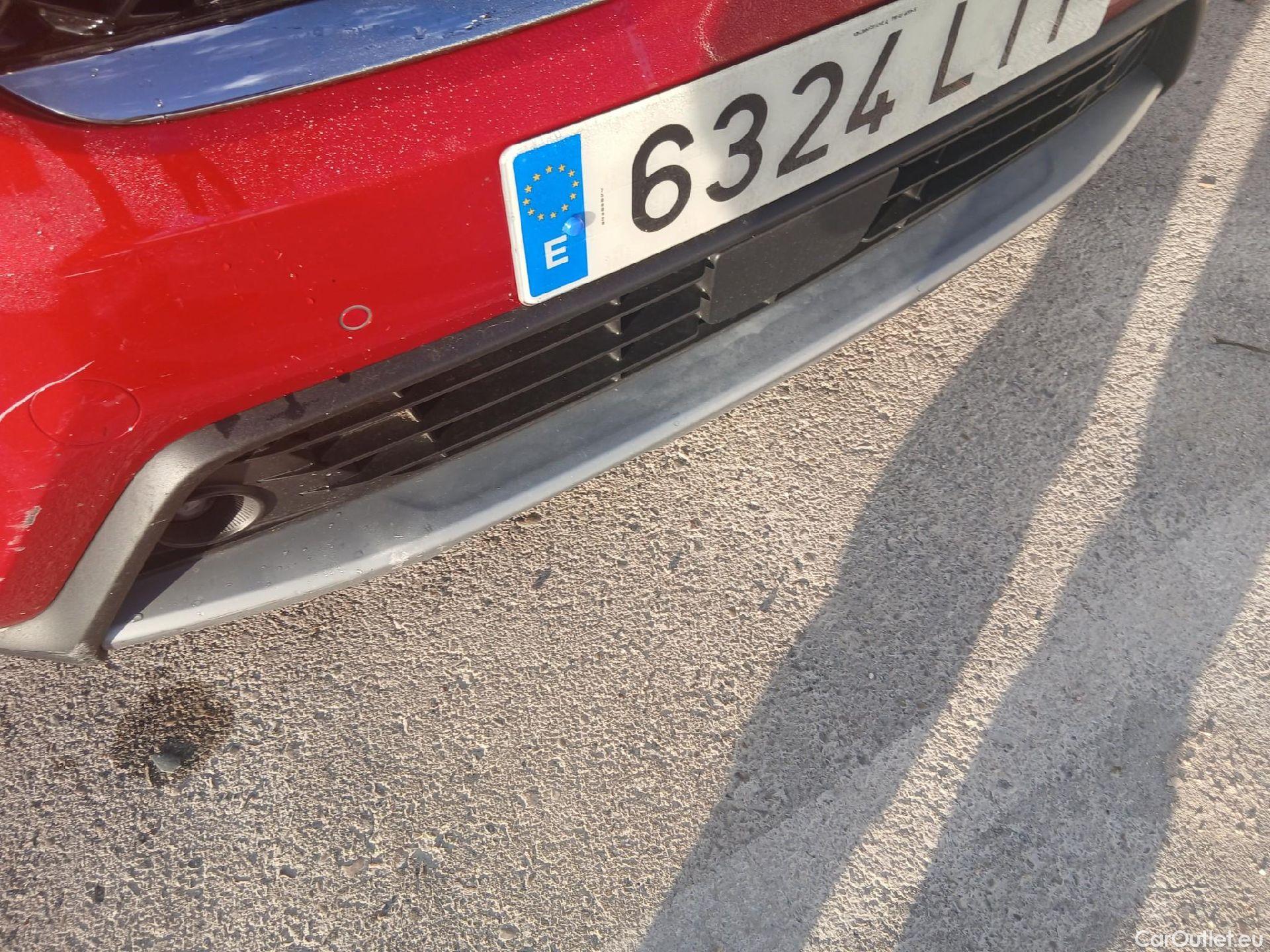  KIA  Niro KIA  / 2019 / 5P / crossover 1.6 GDi PHEV 104kW (141CV) Drive #9