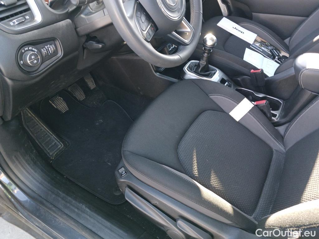  Jeep  Patriot JEEP Renegade / 2014 / 5P / todoterreno Limited 1.0G 88kW (120CV) 4x2 (AC) #16