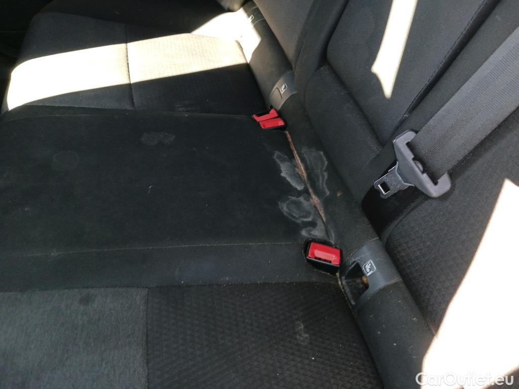  Nissan  Qashqai NISSAN  / 2021 / 5P / todoterreno DIG-T 103kW mHEV 4x2 Premiere Edition(SL) #26