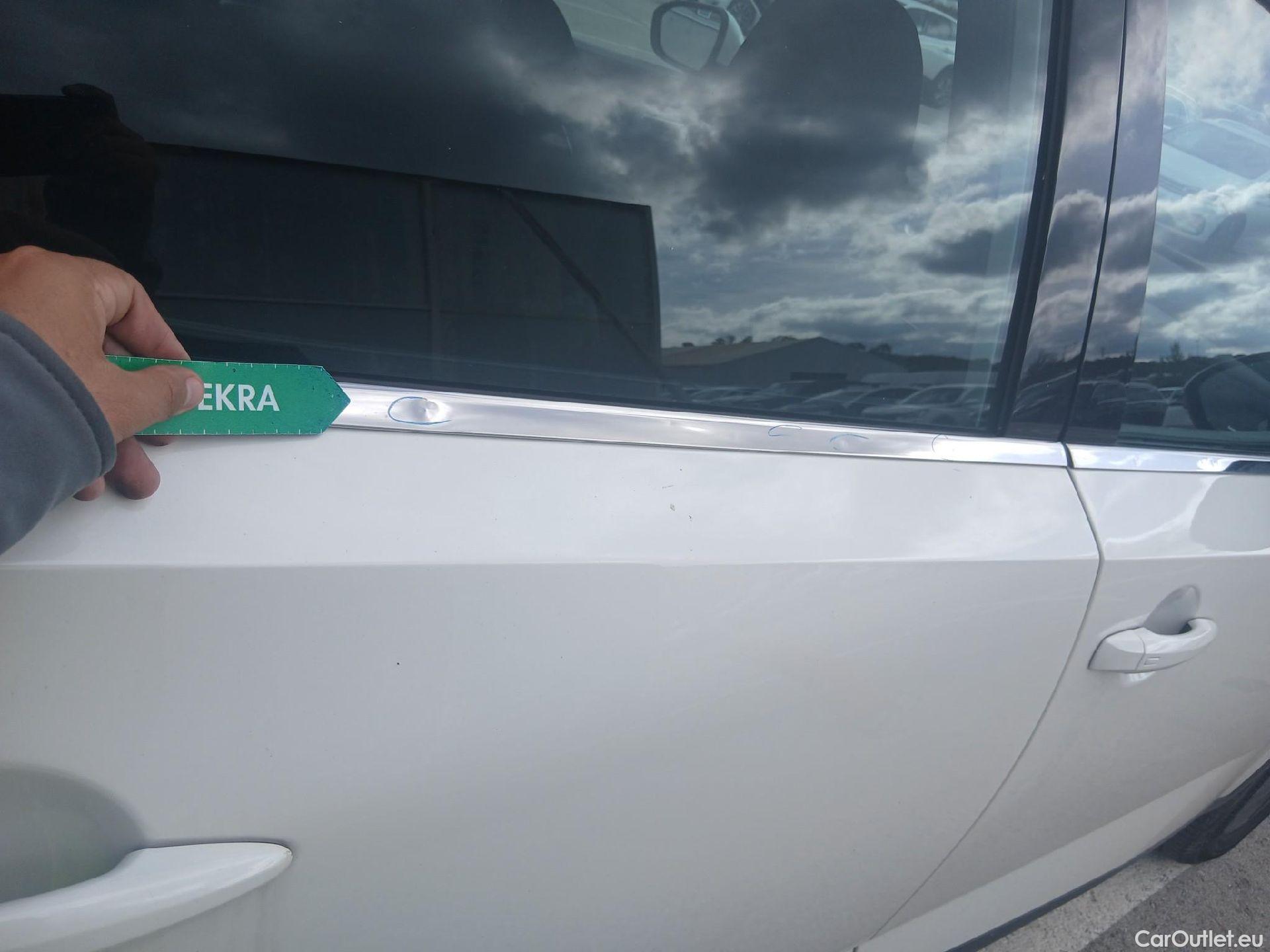  Nissan  Qashqai NISSAN  / 2021 / 5P / todoterreno DIG-T 116kW (158CV) mHEV Xtronic Acenta (AC3) #16