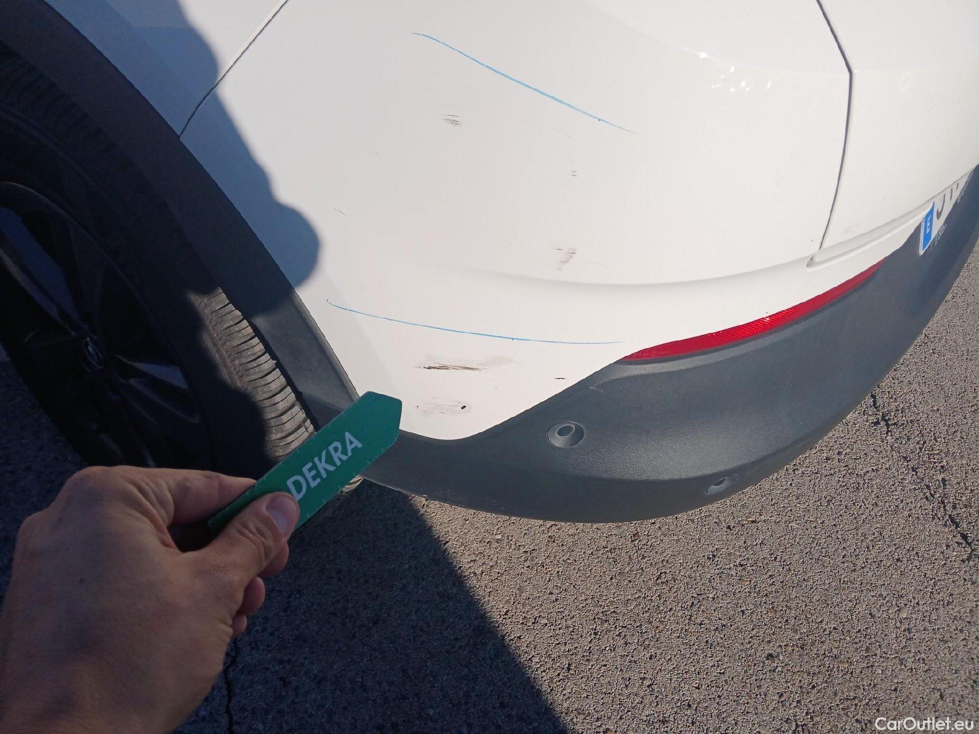  Opel   Grandland X OPEL Grandland / 2021 / 5P / todoterreno 1.5 CDTi Business Edition Auto #29