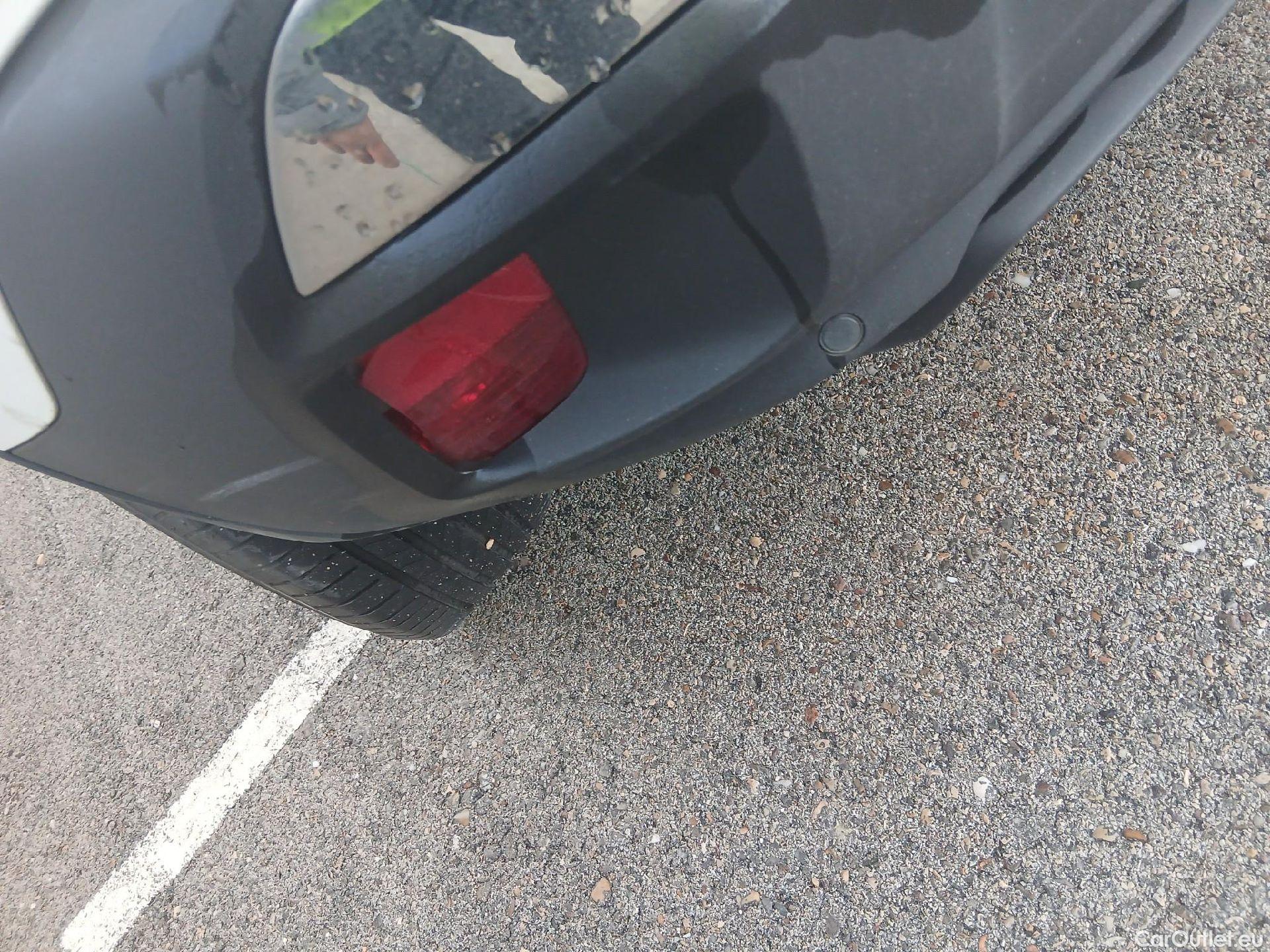  Peugeot  3008 PEUGEOT  / 2016 / 5P / todoterreno 1.2 PURETECH 96KW (130CV) ACTIVE S&S #26