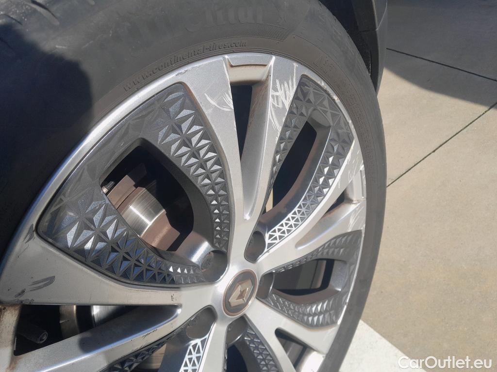  Renault  Scenic RENAULT Scénic / 2016 / 5P / monovolumen compacto Zen Energy dCi 96kW (130CV) #28