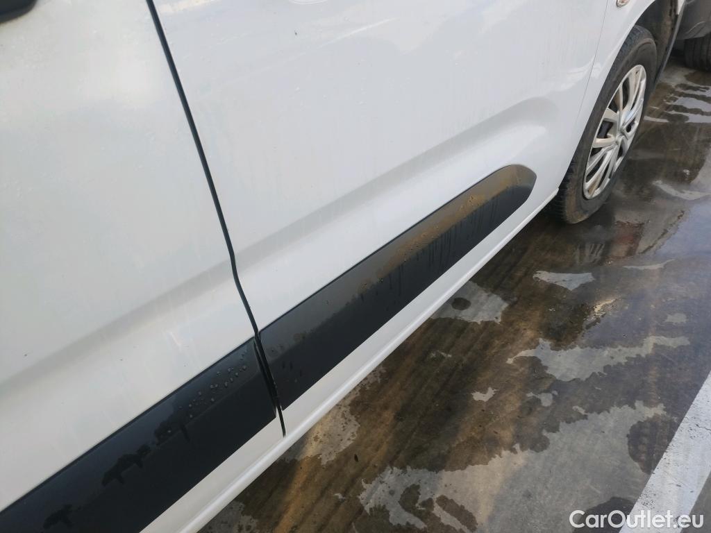  Citroen  Berlingo  Combi Live Pack Business M 1.5 BlueHDi 100CV MT6 E6d #17