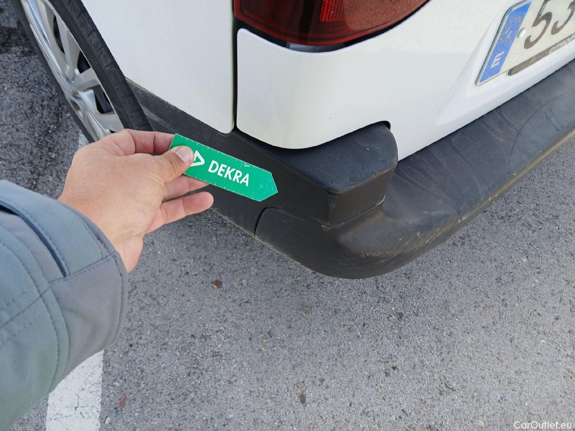  Citroen  Berlingo  Combi Live Pack Business M 1.5 BlueHDi 100CV MT6 E6d #49