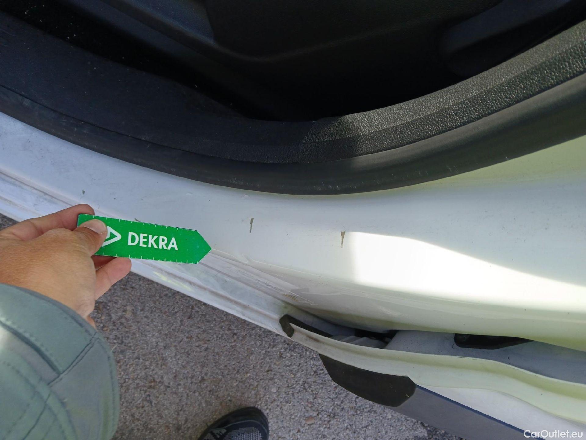  Citroen  Berlingo  Combi Live Pack Business M 1.5 BlueHDi 100CV MT6 E6d #10