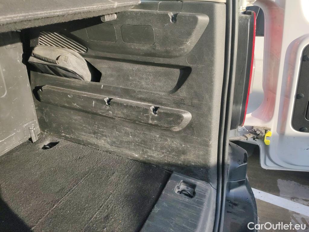  Citroen  Berlingo  Combi Live Pack Business M 1.5 BlueHDi 100CV MT6 E6d #11