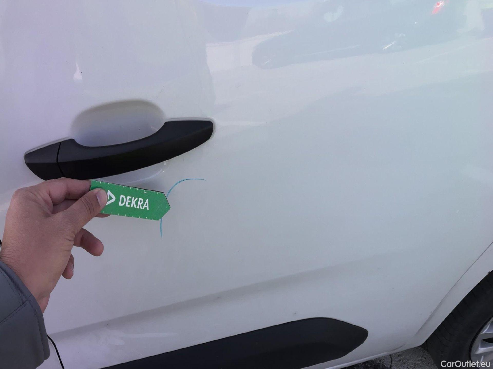  Citroen  Berlingo  Combi Live Pack Business M 1.5 BlueHDi 100CV MT6 E6d #44