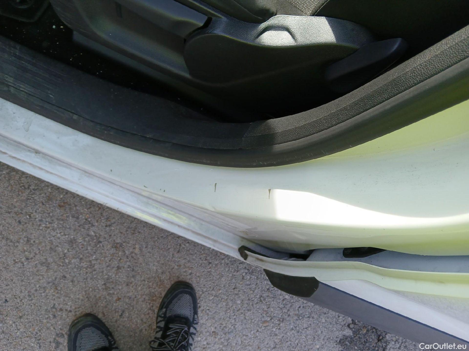  Citroen  Berlingo  Combi Live Pack Business M 1.5 BlueHDi 100CV MT6 E6d #9