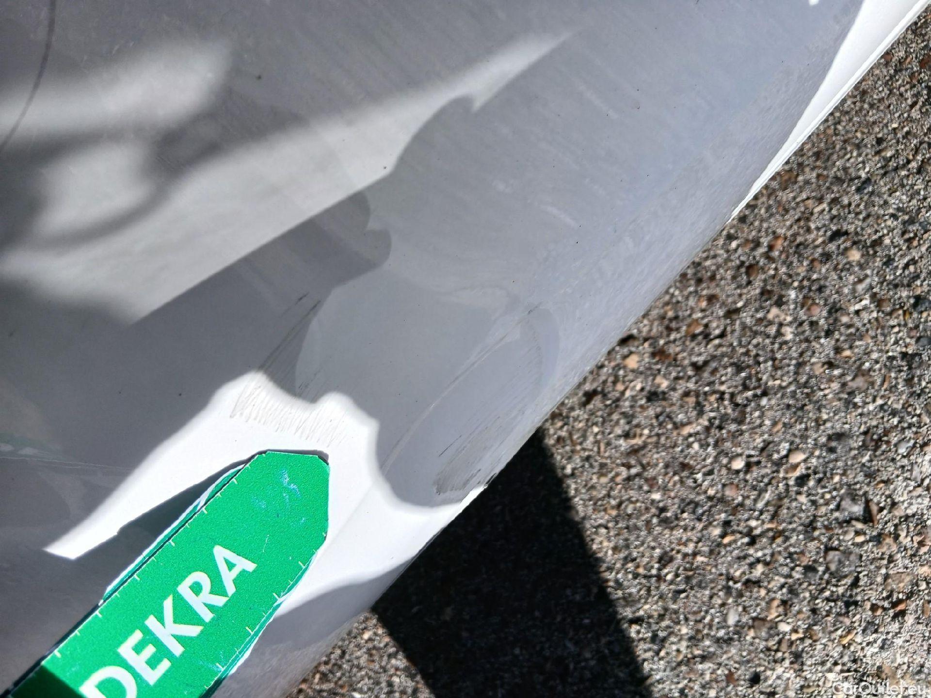  Land Rover  Discovery SEAT Nuevo León / 2020 / 5P / berlina con portón 2.0 TDI 85kW S&S Style Go(SP) #22