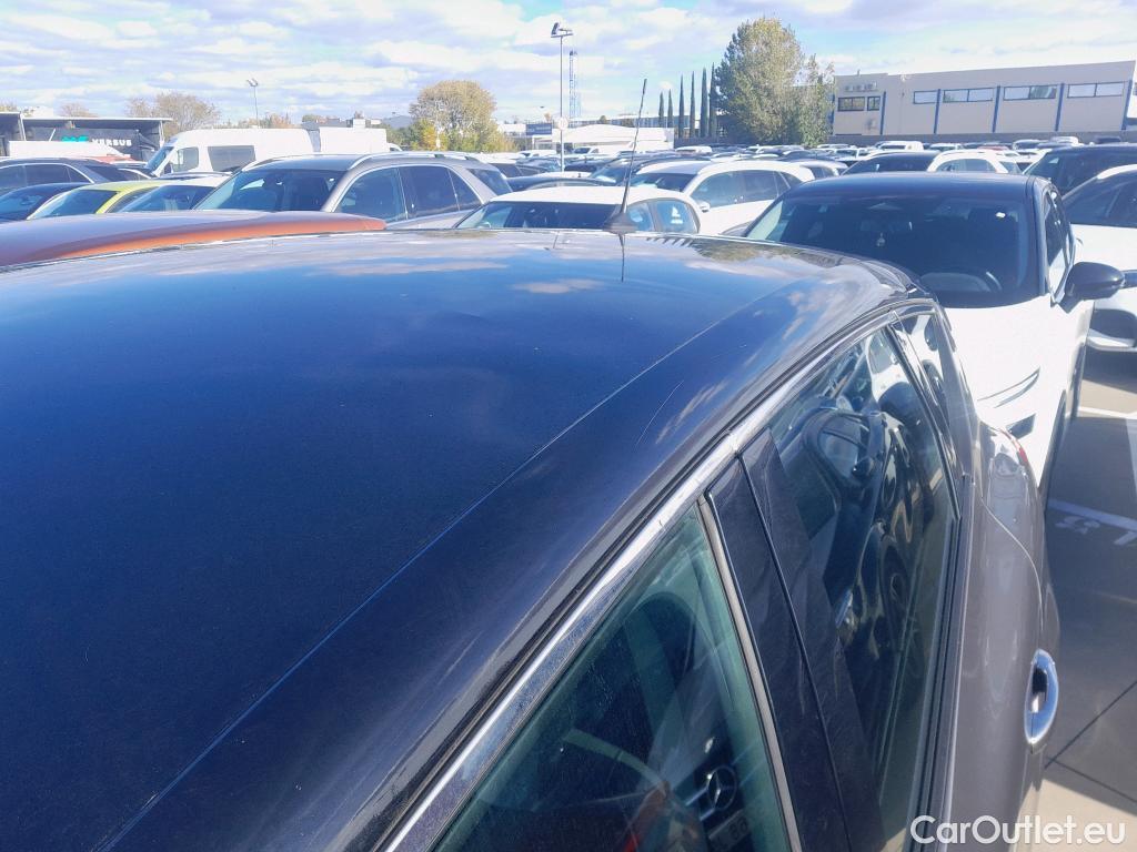  Renault  Scenic RENAULT Scénic / 2016 / 5P / monovolumen compacto Zen Energy dCi 96kW (130CV) #10