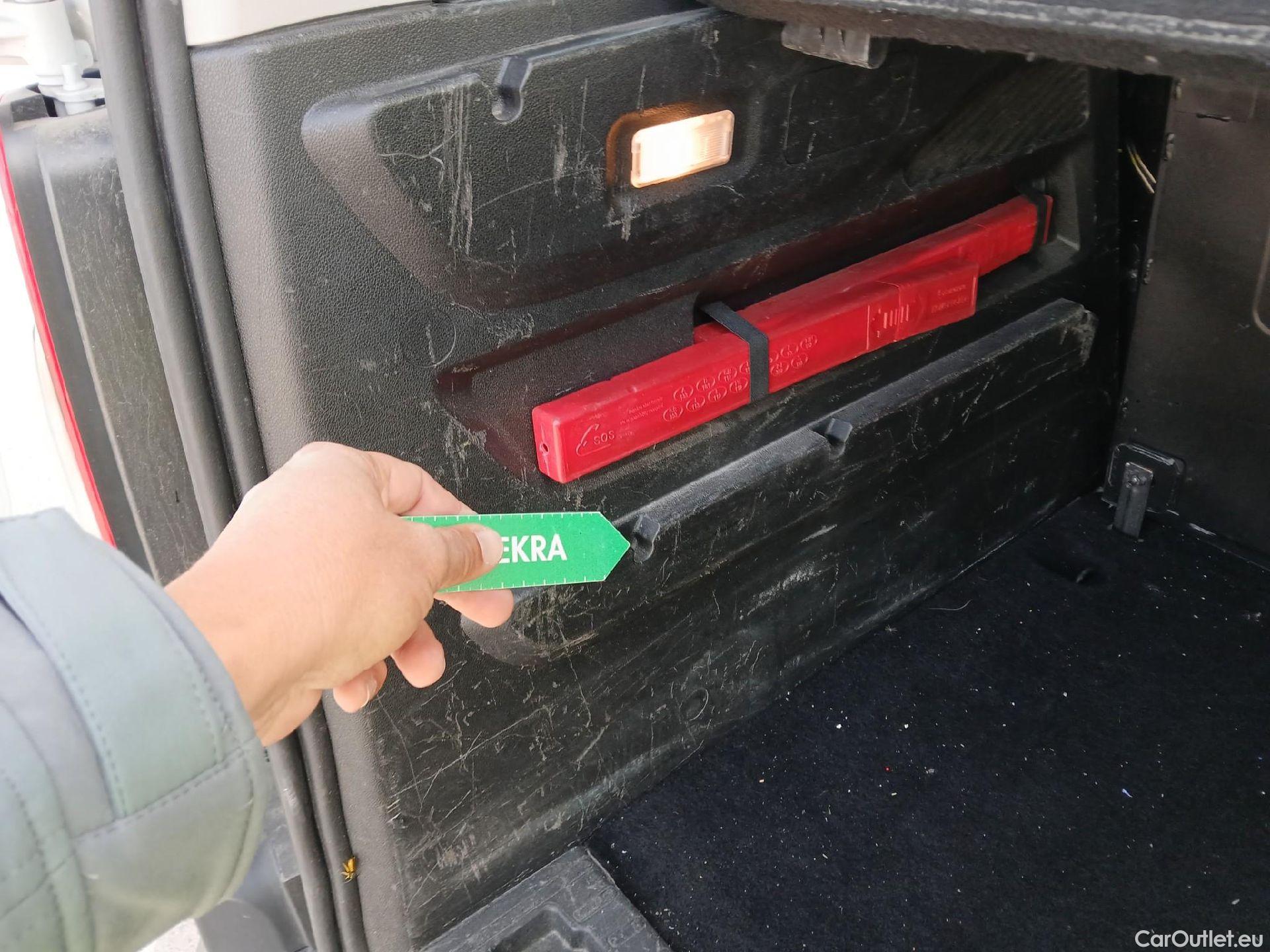  Citroen  Berlingo  Combi Live Pack Business M 1.5 BlueHDi 100CV MT6 E6d #20