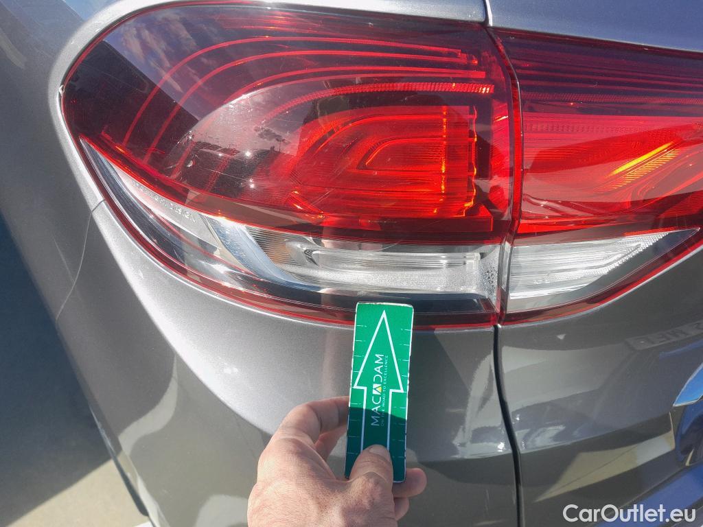  Renault  Scenic RENAULT Scénic / 2016 / 5P / monovolumen compacto Zen Energy dCi 96kW (130CV) #9