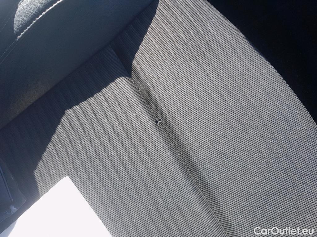  Renault  Scenic RENAULT Scénic / 2016 / 5P / monovolumen compacto Zen Energy dCi 96kW (130CV) #37