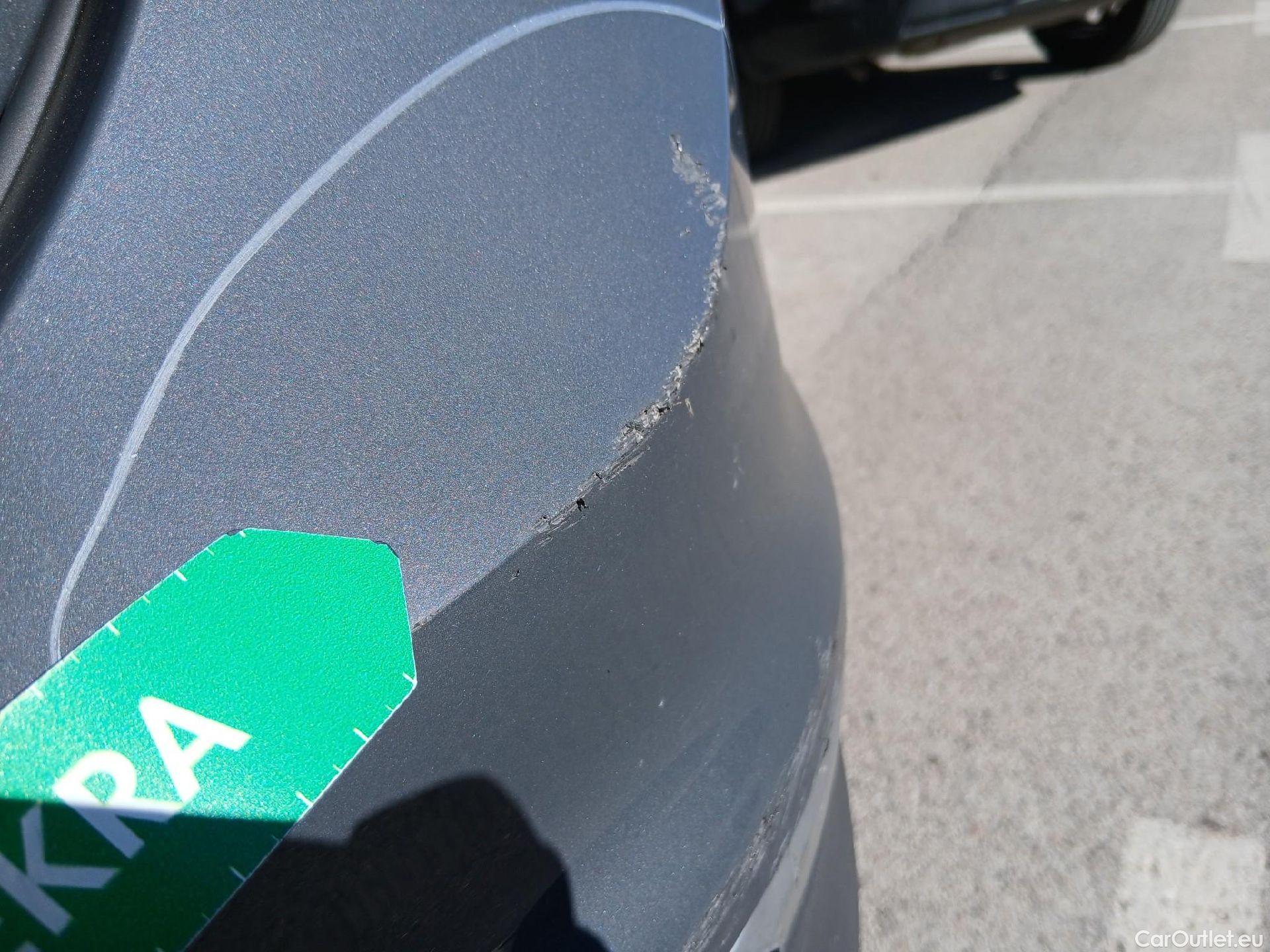  Volkswagen  Tiguan VOLKSWAGEN  / 2020 / 5P / todoterreno Life 2.0 TDI 110kW (150CV) DSG #15