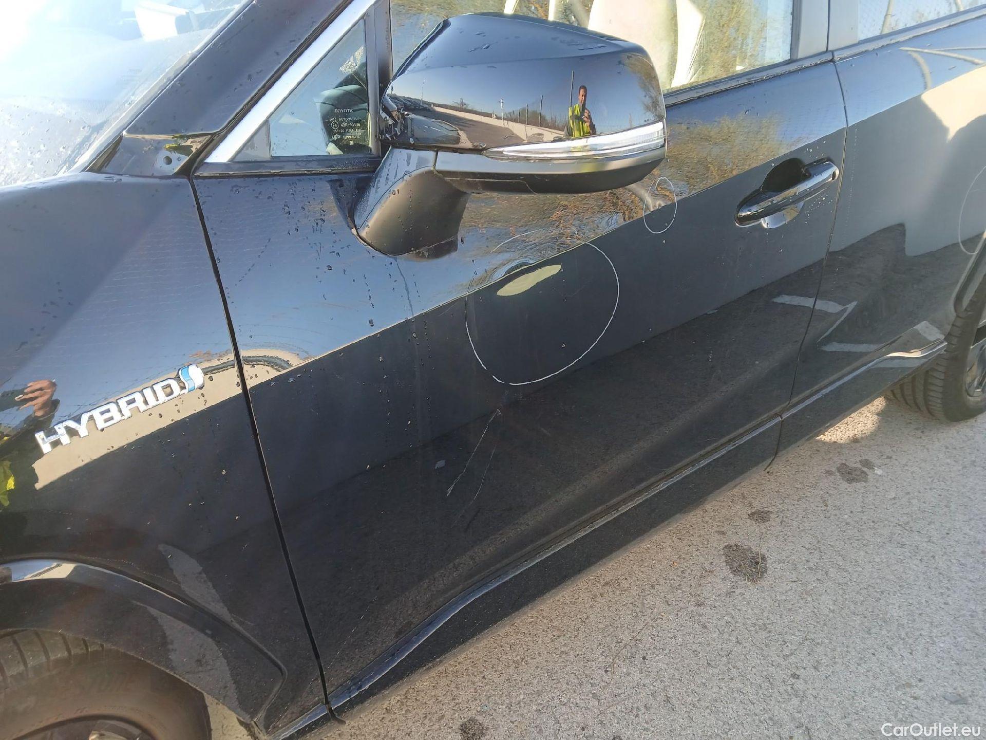  Toyota  RAV4 TOYOTA  / 2018 / 5P / todoterreno 2.5l 220H Black Edition(SP) #12