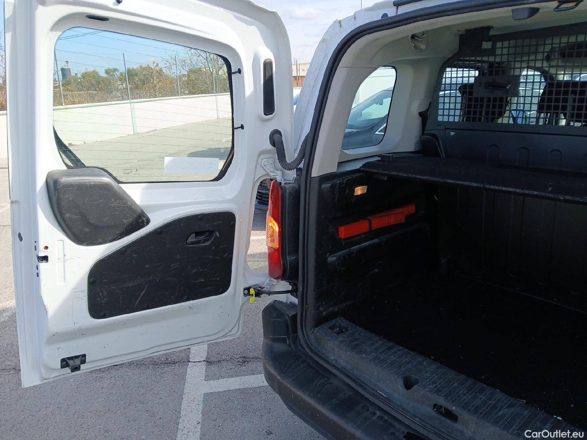  Citroen  Berlingo  Combi Live Pack Business M 1.5 BlueHDi 100CV MT6 E6d #61