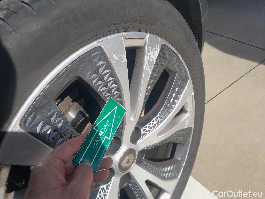  Renault  Scenic RENAULT Scénic / 2016 / 5P / monovolumen compacto Zen Energy dCi 96kW (130CV) #27