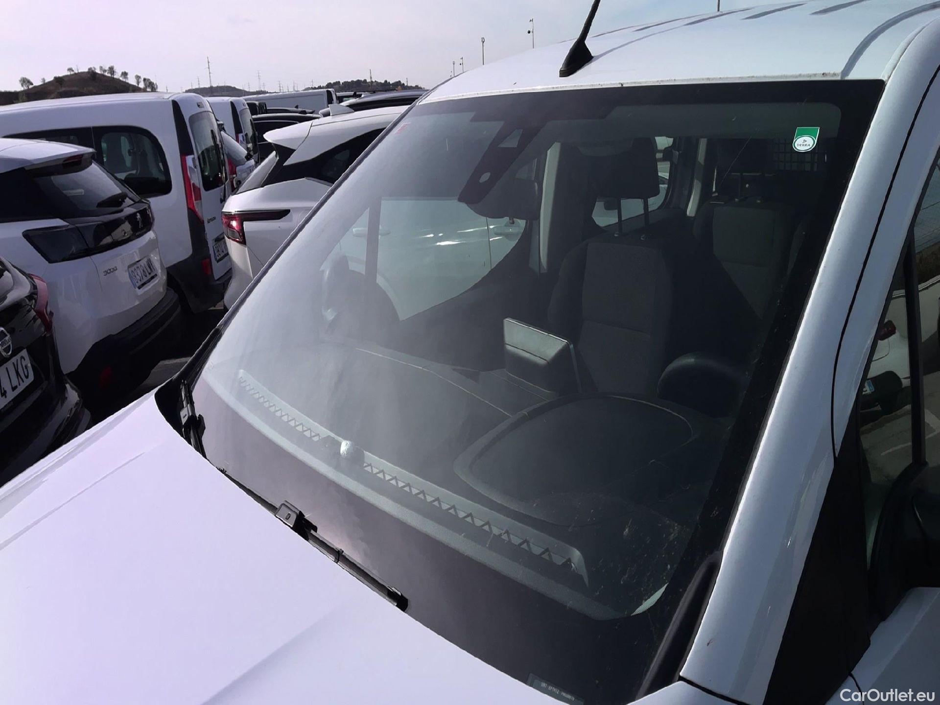  Citroen  Berlingo  Combi Live Pack Business M 1.5 BlueHDi 100CV MT6 E6d #41