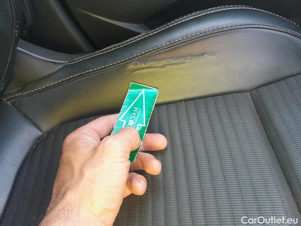  Renault  Scenic RENAULT Scénic / 2016 / 5P / monovolumen compacto Zen Energy dCi 96kW (130CV) #4