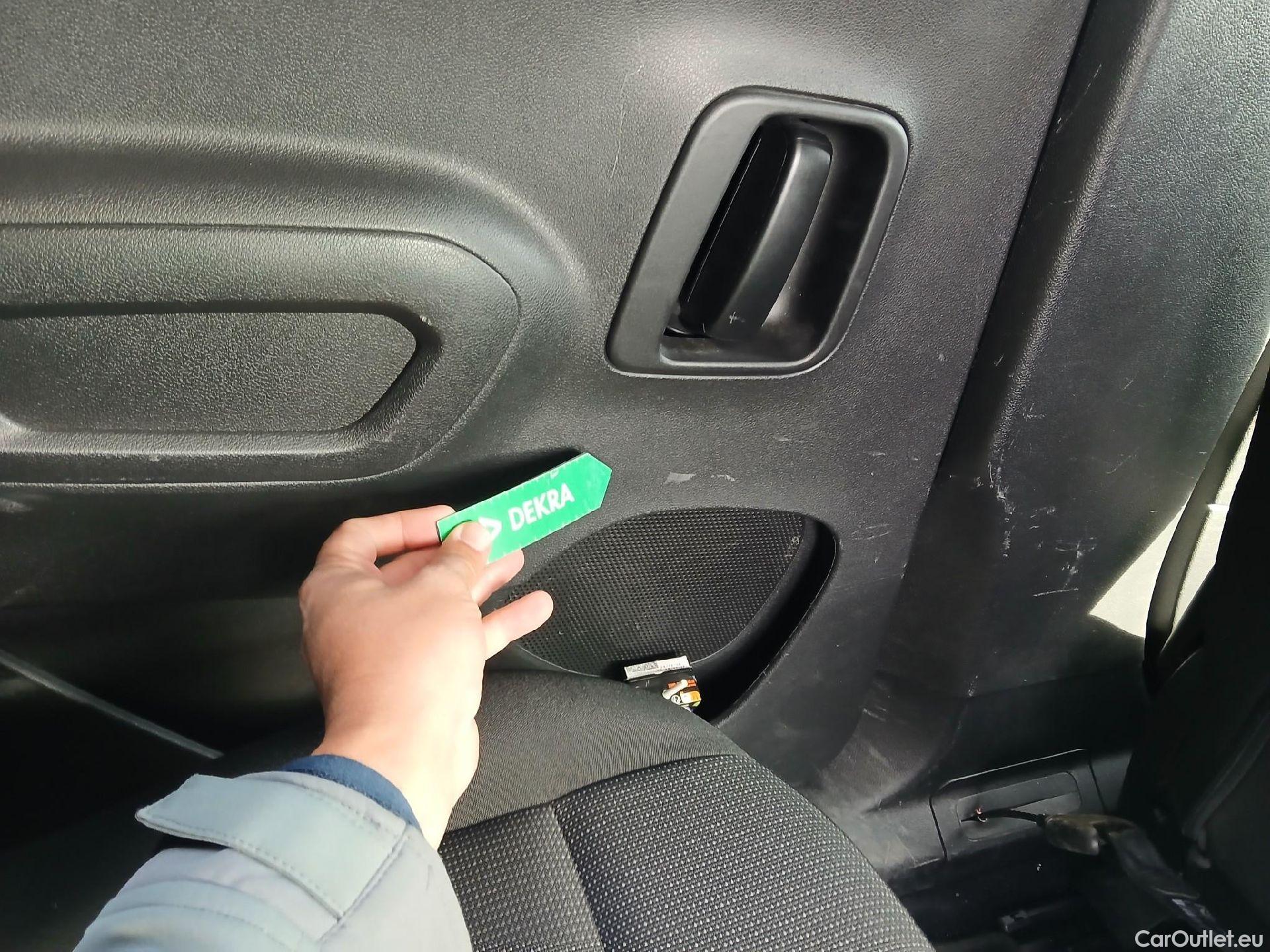  Citroen  Berlingo  Combi Live Pack Business M 1.5 BlueHDi 100CV MT6 E6d #16