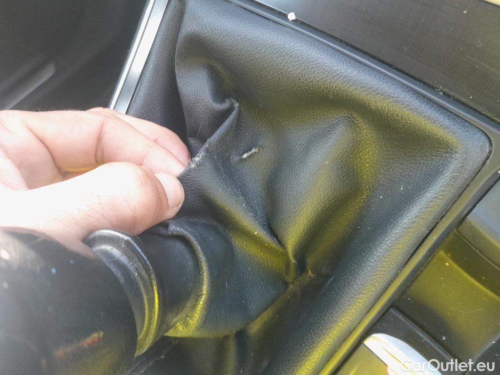  Renault  Scenic RENAULT Scénic / 2016 / 5P / monovolumen compacto Zen Energy dCi 96kW (130CV) #13