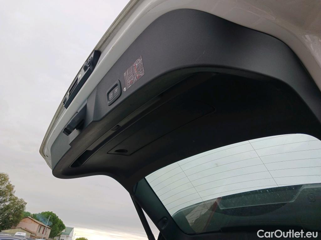  Volvo  XC 40 VOLVO XC40 / 2017 / 5P / todoterreno 1.5 T4 Twin Recharge R-Design Exp Auto #13