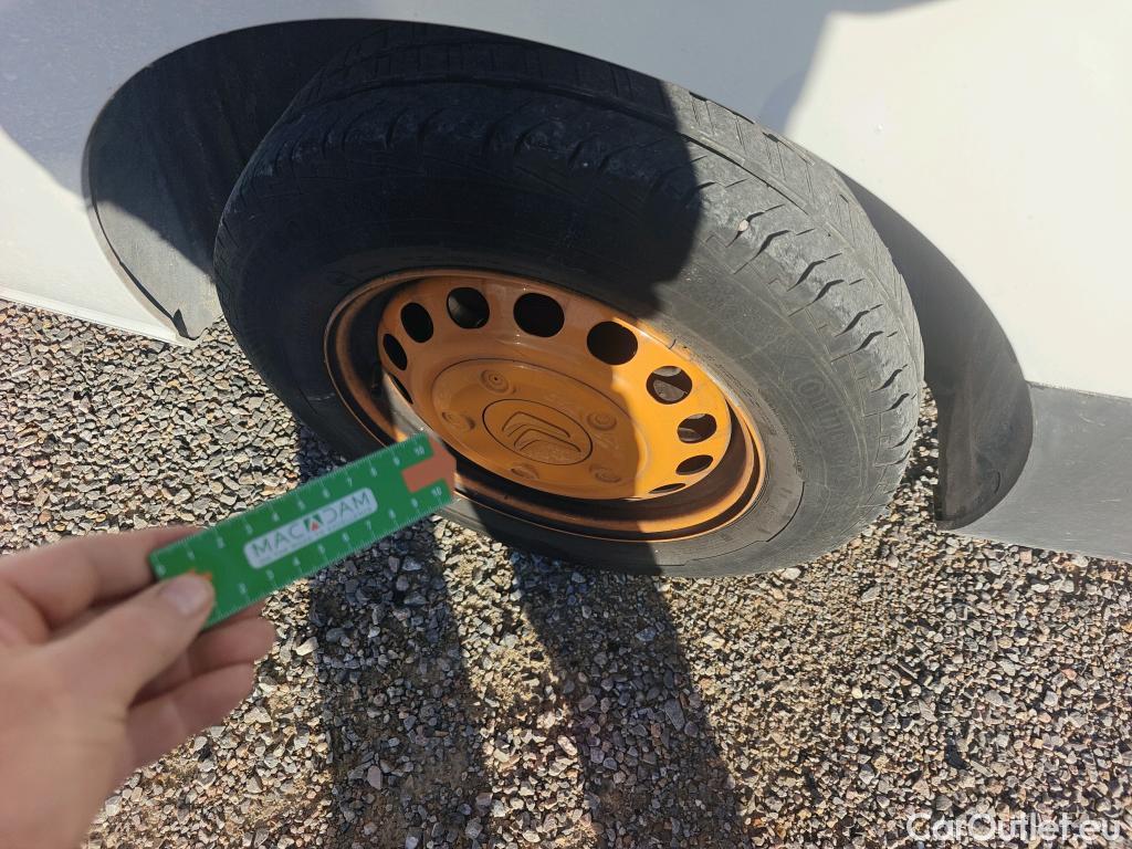  Citroen  Jumpy CITROEN  / 2016 / 4P / furgón Talla M BlueHDi 100 S&S 6v Control #37