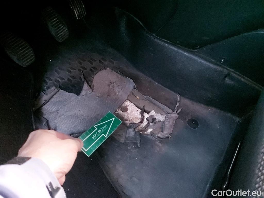  Fiat  Doblo FIAT Doblò Cargo/2015/3P/furgón derivado de turismo Cargo Base Plus 1.4 Tjet 89kW GNC
 #2