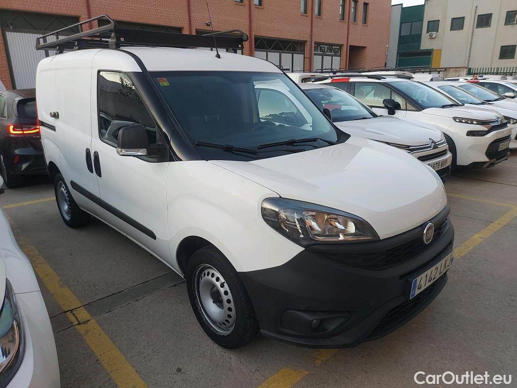  Fiat  Doblo FIAT Doblò Cargo/2015/3P/furgón derivado de turismo Cargo Base Plus 1.4 Tjet 89kW GNC
 #28