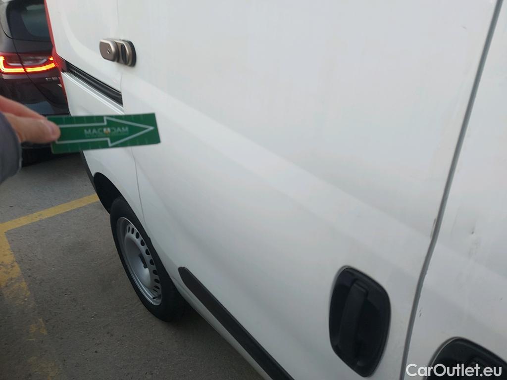  Fiat  Doblo FIAT Doblò Cargo/2015/3P/furgón derivado de turismo Cargo Base Plus 1.4 Tjet 89kW GNC
 #9